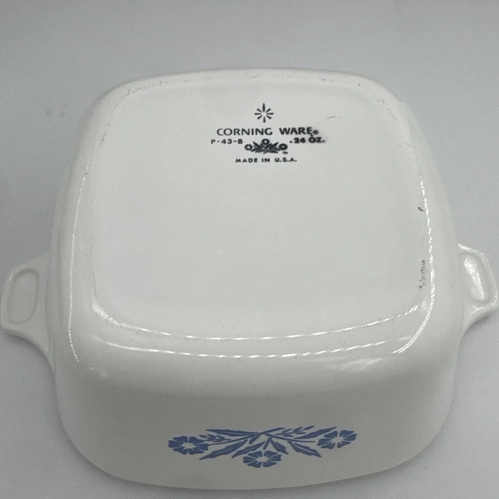 Corning Ware Casserole Dishes 22oz  P-43-B Lot of 3 w/2 Lids Vintage Bakeware